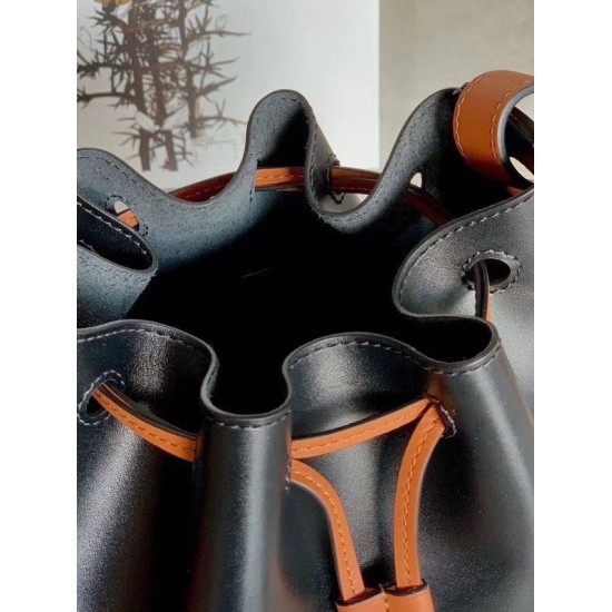 Loewe Piccolo Balloon Bucket Borse Replica Nero/Tan vitello qualità specchio Replica Perfette Loewe Piccolo Balloon Bucket Borse Nero/Tan vitello imitazioni