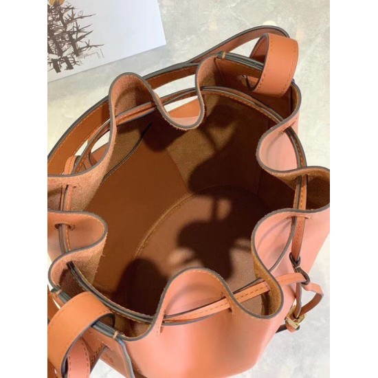 Loewe Medium Balloon Bucket Borse Replica Camel Calfskin qualità specchio Replica Perfette Loewe Medium Balloon Bucket Borse Camel Calfskin imitazioni