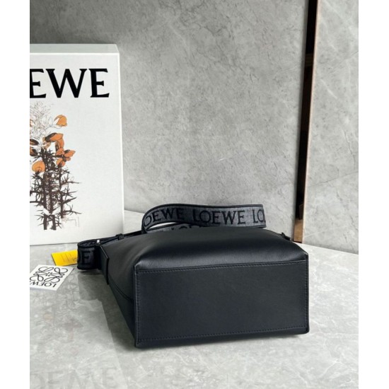 Loewe Cubi Piccolo Replica Perfetta Nero Vitello e Jacquard qualità specchio Replica Perfette Loewe Cubi Piccolo Perfetta Nero Vitello e Jacquard imitazioni