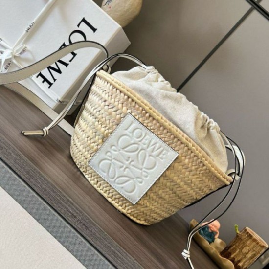 Loewe Drawstring Bucket Borsa Palm Leaf e vitello bianca Replica Replica Perfette Loewe Drawstring Bucket Borsa Palm Leaf e vitello bianca imitazioni