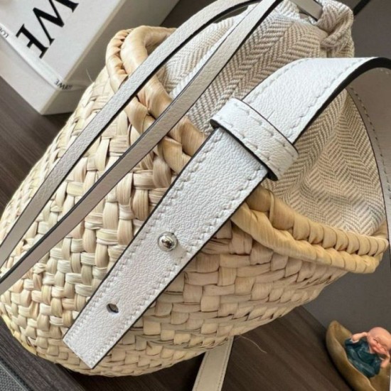 Loewe Drawstring Bucket Borsa Palm Leaf e vitello bianca Replica Replica Perfette Loewe Drawstring Bucket Borsa Palm Leaf e vitello bianca imitazioni
