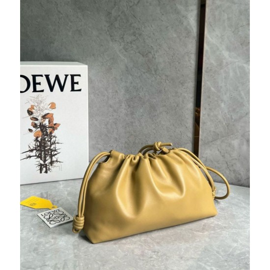Loewe Flamenco Purse Sahara Nappa Agnello Replica Replica Perfette Loewe Flamenco Purse Sahara Nappa Agnello imitazioni