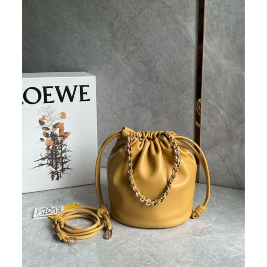 Loewe Flamenco Purse Bucket Borse Replica Sahara Nappa Agnello qualità specchio Replica Perfette Loewe Flamenco Purse Bucket Borse Sahara Nappa Agnello imitazioni