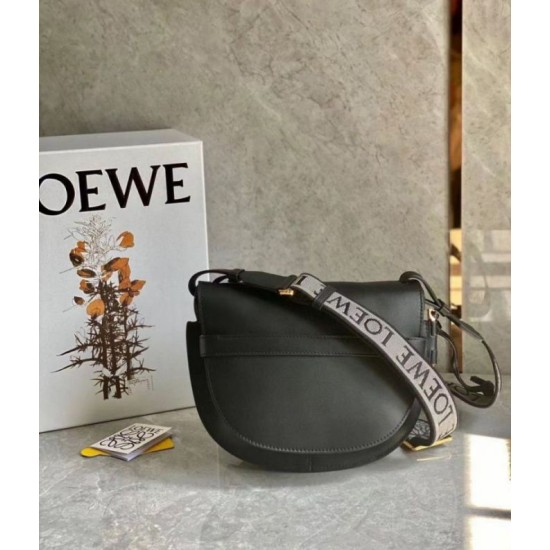 Borsa Gate piccola Loewe vitello nera e jacquard Replica Replica Perfette Borsa Gate piccola Loewe vitello nera e jacquard imitazioni