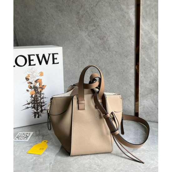 Loewe Compact Borse Imitazioni Hammock vitello grana sabbia Replica Replica Perfette Loewe Compact Borse Imitazioni Hammock vitello grana sabbia imitazioni