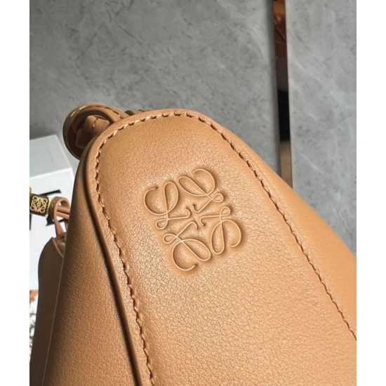 Loewe Mini Hammock Hobo Borsa Light Brown Vitello Replica Replica Perfette Loewe Mini Hammock Hobo Borsa Light Brown Vitello imitazioni