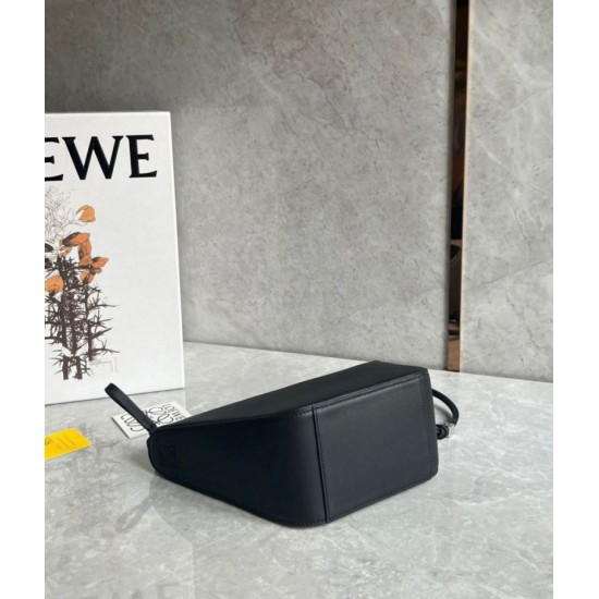 Replica Perfette Loewe Mini Hammock Hobo Borsa Nero Vitello imitazioni