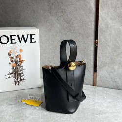 Replica Perfette Loewe Mini Pebble Bucket Borsa Nero Vitello imitazioni