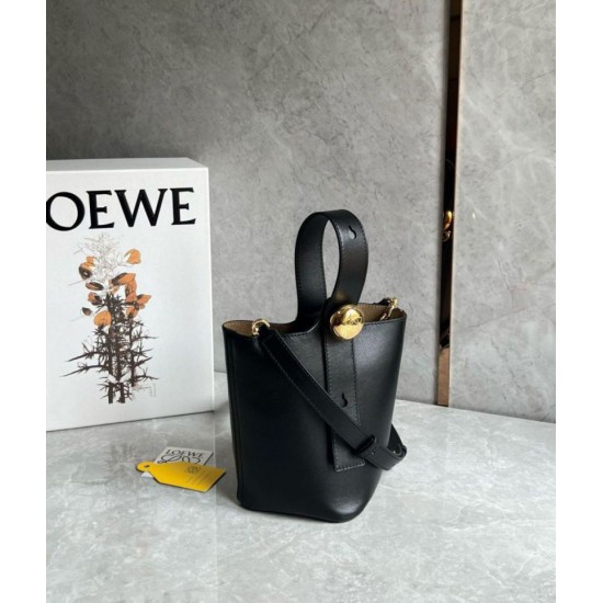 Loewe Mini Pebble Bucket Borsa Nero Vitello Replica Replica Perfette Loewe Mini Pebble Bucket Borsa Nero Vitello imitazioni