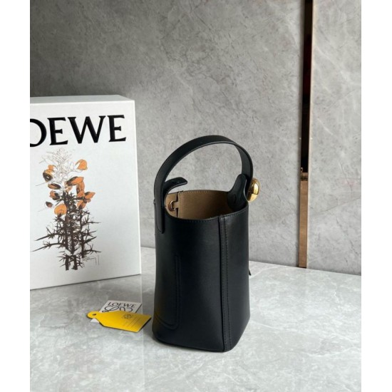 Loewe Mini Pebble Bucket Borsa Nero Vitello Replica Replica Perfette Loewe Mini Pebble Bucket Borsa Nero Vitello imitazioni