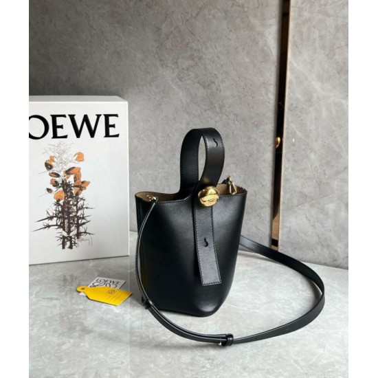 Loewe Mini Pebble Bucket Borsa Nero Vitello Replica Replica Perfette Loewe Mini Pebble Bucket Borsa Nero Vitello imitazioni