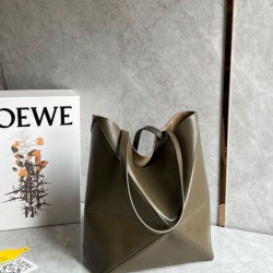 Loewe Puzzle Medium Fold Tote Borsa Dark Green Vitello Replica Replica Perfette Loewe Puzzle Medium Fold Tote Borsa Dark Green Vitello imitazioni