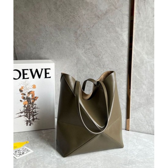 Loewe Puzzle Medium Fold Tote Borsa Dark Green Vitello Replica Replica Perfette Loewe Puzzle Medium Fold Tote Borsa Dark Green Vitello imitazioni