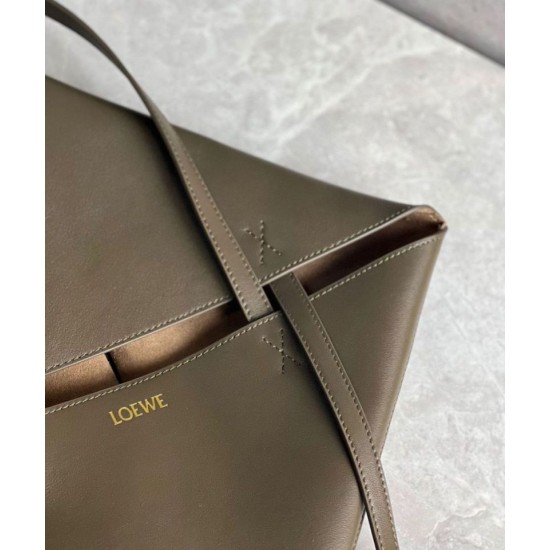 Loewe Puzzle Medium Fold Tote Borsa Dark Green Vitello Replica Replica Perfette Loewe Puzzle Medium Fold Tote Borsa Dark Green Vitello imitazioni