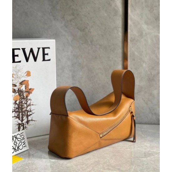 Loewe Puzzle Hobo Borsa Brown Nappa Calfskin Replica Replica Perfette Loewe Puzzle Hobo Borsa Brown Nappa Calfskin imitazioni