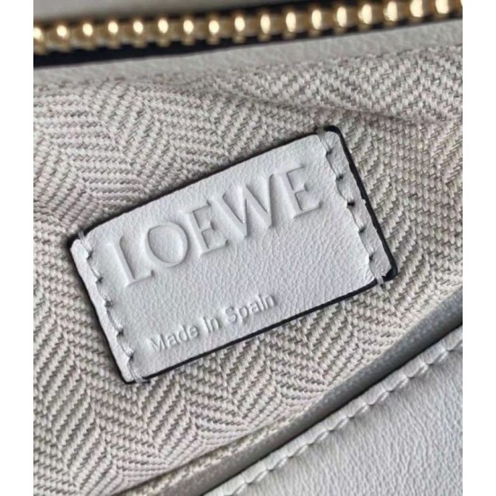 Borse Replica Hobo Puzzle Loewe vitello nappa bianca qualità specchio Replica Perfette Borse Hobo Puzzle Loewe vitello nappa bianca imitazioni