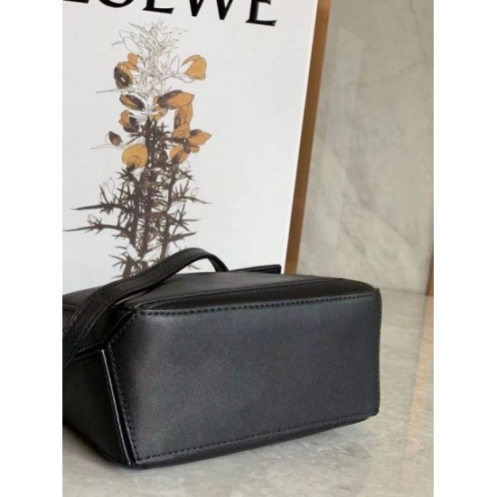 Loewe Mini Puzzle Replica Perfetta Nero Vitello qualità specchio Replica Perfette Loewe Mini Puzzle Perfetta Nero Vitello imitazioni