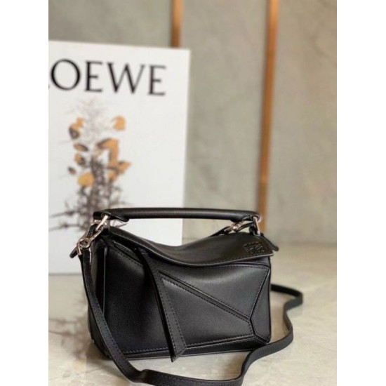 Loewe Mini Puzzle Replica Perfetta Nero Vitello qualità specchio Replica Perfette Loewe Mini Puzzle Perfetta Nero Vitello imitazioni