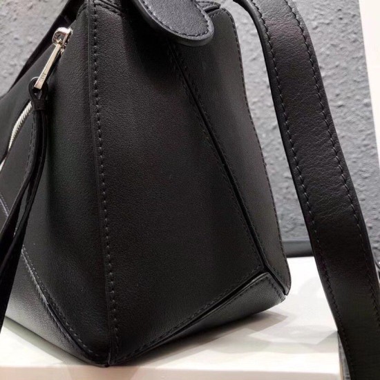 Loewe Piccolo Puzzle Borsa Nero Vitello Replica Replica Perfette Loewe Piccolo Puzzle Borsa Nero Vitello imitazioni