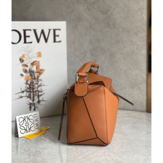 Loewe Puzzle Piccolo Borsa Tan Classico Vitello Replica Replica Perfette Loewe Puzzle Piccolo Borsa Tan Classico Vitello imitazioni