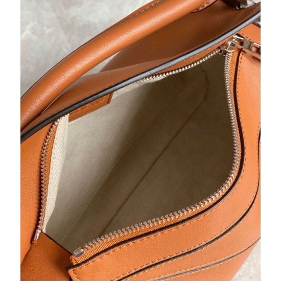Loewe Puzzle Piccolo Borsa Tan Classico Vitello Replica Replica Perfette Loewe Puzzle Piccolo Borsa Tan Classico Vitello imitazioni