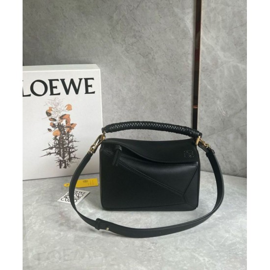 Loewe Puzzle Piccolo replica Nero Vitello con Manico Intrecciato qualità specchio Replica Perfette Loewe Puzzle Piccolo Nero Vitello con Manico Intrecciato imitazioni
