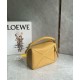 Loewe Puzzle Piccolo Borse Replica Sahara Vitello con Manico Intrecciato qualità specchio Replica Perfette Loewe Puzzle Piccolo Borse Sahara Vitello con Manico Intrecciato imitazioni