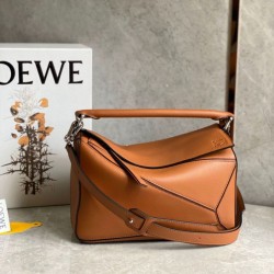Loewe Puzzle Medium Borse Imitazioni Brown Classic Calfskin Replica Replica Perfette Loewe Puzzle Medium Borse Imitazioni Brown Classic Calfskin imitazioni