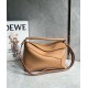 Loewe Puzzle Medium Borse Replica Toffee Grained Calfskin qualità specchio Replica Perfette Loewe Puzzle Medium Borse Toffee Grained Calfskin imitazioni
