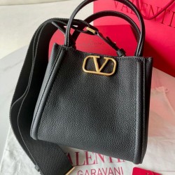 fedele Valentino Alltime Piccolo Borsa Nero vitello granata Replica Replica Perfette fedele Valentino Alltime Piccolo Borsa Nero vitello granata imitazioni