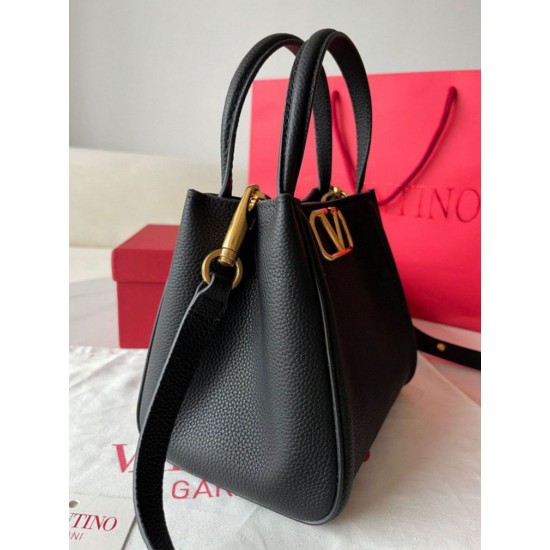 fedele Valentino Alltime Piccolo Borsa Nero vitello granata Replica Replica Perfette fedele Valentino Alltime Piccolo Borsa Nero vitello granata imitazioni