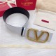 replica Valentino VLogo Cintura reversibile 70mm vitello bianca e nera qualità specchio Replica Perfette Valentino VLogo Cintura reversibile 70mm vitello bianca e nera imitazioni