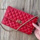 Replica Valentino Rockstud Spike Chain Clutch Agnello Rossa Riproduzione Fedele Valentino Rockstud Spike Chain Clutch Agnello Rossa imitazioni