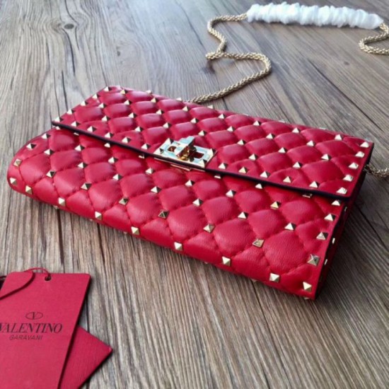 Replica Valentino Rockstud Spike Chain Clutch Agnello Rossa Riproduzione Fedele Valentino Rockstud Spike Chain Clutch Agnello Rossa imitazioni
