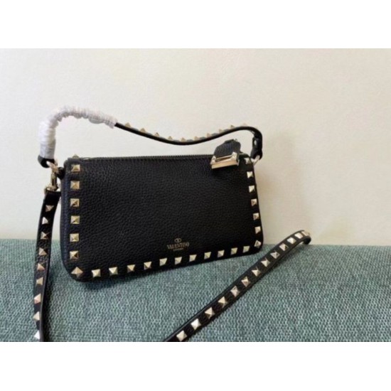 Valentino Rockstud Piccolo Crossbody Borsa Nero Vitello Granulato Replica Replica Perfette Valentino Rockstud Piccolo Crossbody Borsa Nero Vitello Granulato imitazioni