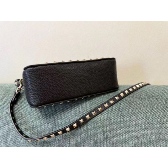 Valentino Rockstud Piccolo Crossbody Borsa Nero Vitello Granulato Replica Replica Perfette Valentino Rockstud Piccolo Crossbody Borsa Nero Vitello Granulato imitazioni