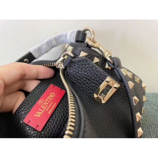 Valentino Rockstud Piccolo Crossbody Borsa Nero Vitello Granulato Replica Replica Perfette Valentino Rockstud Piccolo Crossbody Borsa Nero Vitello Granulato imitazioni