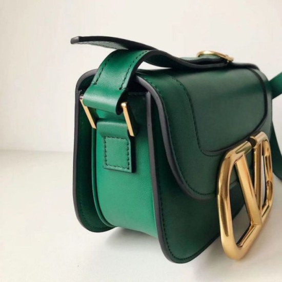 Replica fedele Valentino Supervee Crossbody Borsa Verde Riproduzione Fedele fedele Valentino Supervee Crossbody Borsa Verde imitazioni