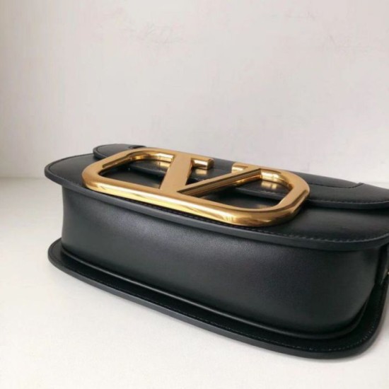 Replica Valentino Supervee Crossbody Borsa Nero Riproduzione Fedele Valentino Supervee Crossbody Borsa Nero imitazioni