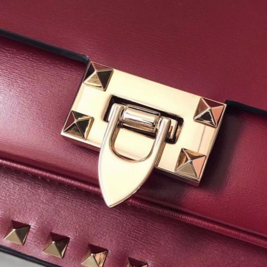 Replica fedele Valentino Rockstud Crossbody Borse Imitazioni Rosso Vitello Riproduzione Fedele fedele Valentino Rockstud Crossbody Borse Imitazioni Rosso Vitello imitazioni