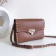 Replica fedele Valentino Rockstud Piccolo Crossbody Borsa Marrone Granulato Riproduzione Fedele fedele Valentino Rockstud Piccolo Crossbody Borsa Marrone Granulato imitazioni