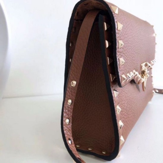 Replica fedele Valentino Rockstud Piccolo Crossbody Borsa Marrone Granulato Riproduzione Fedele fedele Valentino Rockstud Piccolo Crossbody Borsa Marrone Granulato imitazioni