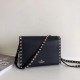 Replica Valentino Rockstud Piccolo Crossbody Borsa Nero Granulato Riproduzione Fedele Valentino Rockstud Piccolo Crossbody Borsa Nero Granulato imitazioni