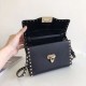 Replica Valentino Rockstud Piccolo Crossbody Borsa Nero Granulato Riproduzione Fedele Valentino Rockstud Piccolo Crossbody Borsa Nero Granulato imitazioni