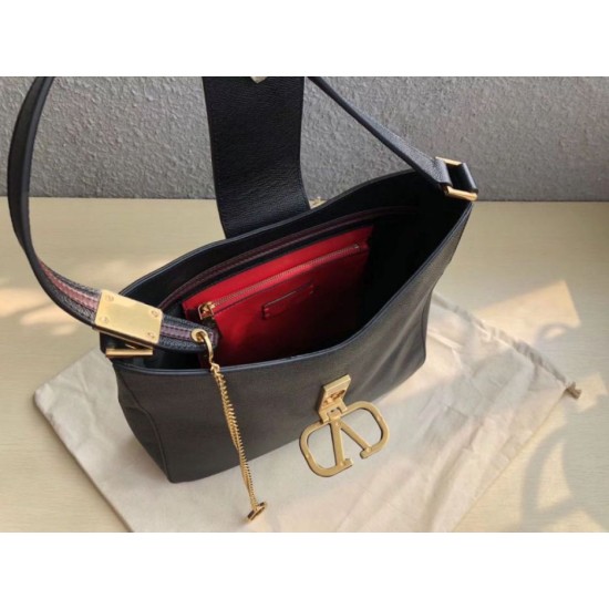 Replica Valentino Vsling Hobo Borsa Nero Vitello Granato Riproduzione Fedele Valentino Vsling Hobo Borsa Nero Vitello Granato imitazioni