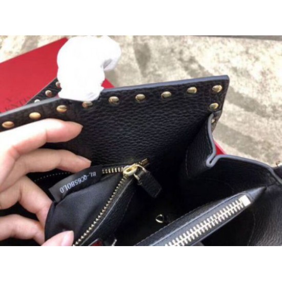 Riproduzione Fedele Valentino Nero Medium Rockstud Top Handle Borsa imitazioni