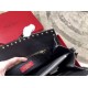 Riproduzione Fedele Valentino Nero Medium Rockstud Top Handle Borsa imitazioni