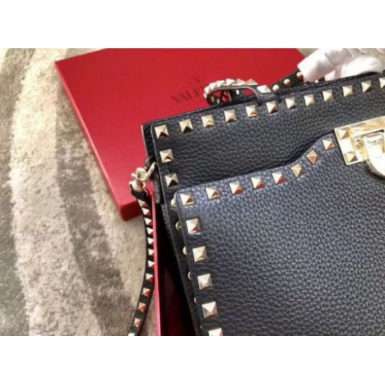 Riproduzione Fedele Valentino Nero Medium Rockstud Top Handle Borsa imitazioni