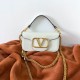 Valentino Loco Piccola Borsa A Tracolla Bianco Vitello Replica Replica Perfette Valentino Loco Piccola Borsa A Tracolla Bianco Vitello imitazioni