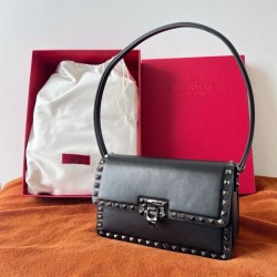Valentino Rockstud23 Borse a tracolla vitello nera Valentino Rockstud23 Borse a tracolla vitello nera